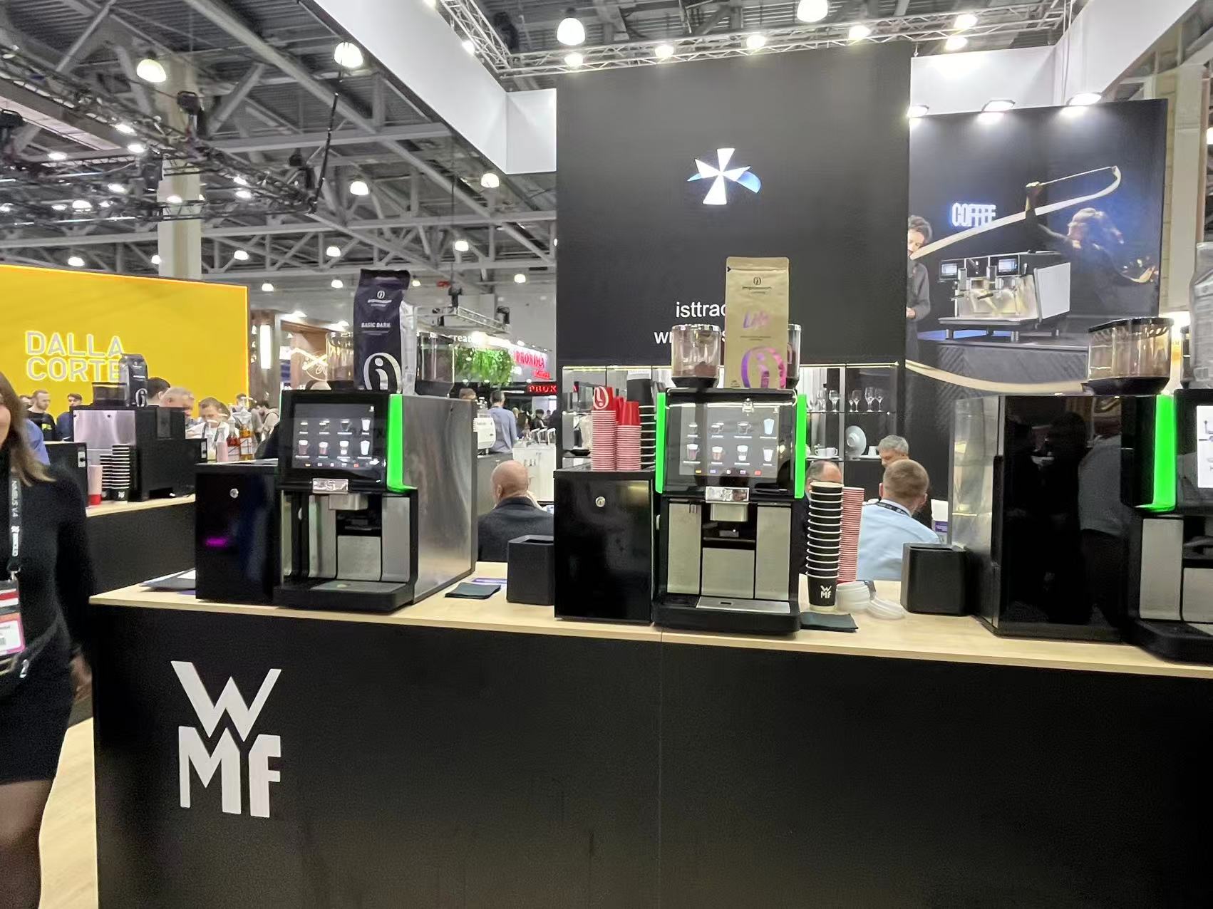 偉佳展覽.jpg 偉佳展覽.jpg