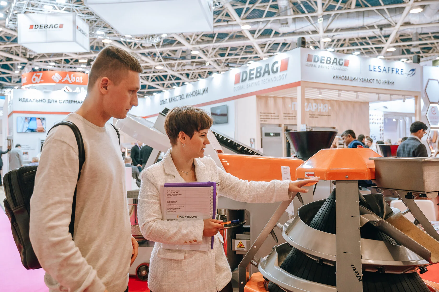 偉佳展覽.jpg 偉佳展覽.jpg